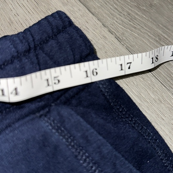 Men's Navy Blue Shorts Tachs size medium - Picture 4 of 9